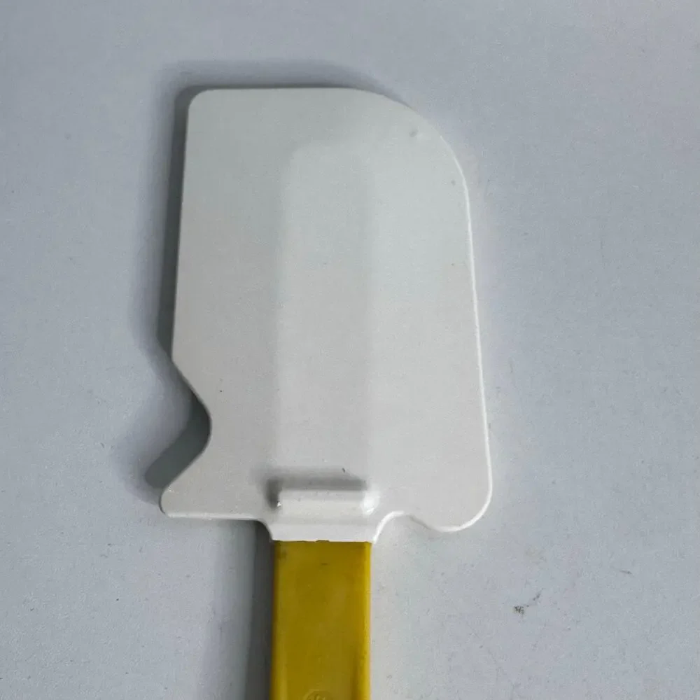 VTG 1960s Rubbermaid Commercial High Heat Scraper Spatula CleanRest Notch Yellow
